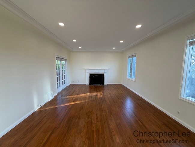 Photo - 185 Eucalyptus Dr