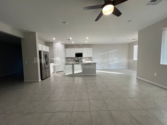 Photo - 3435 S 177th Dr