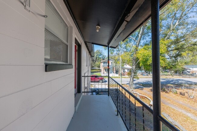 Photo - 1531 Louisiana St Unit 2