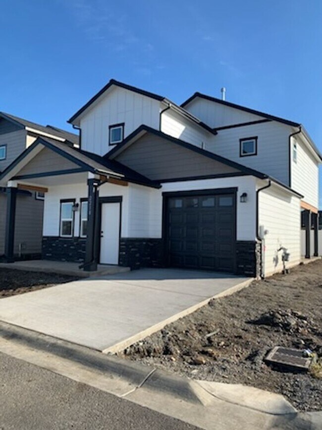 Photo - Brand new construction