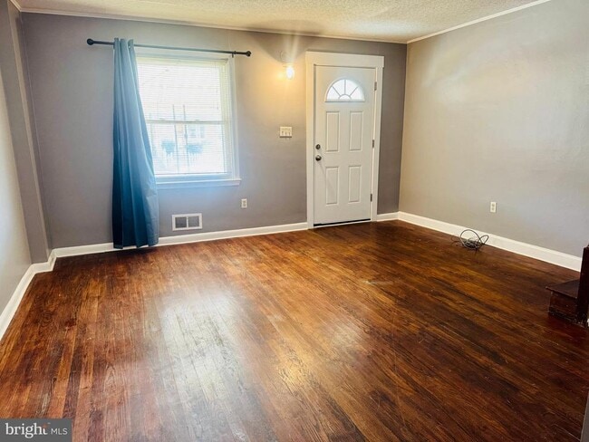 Photo - 2111 Vailthorn Rd