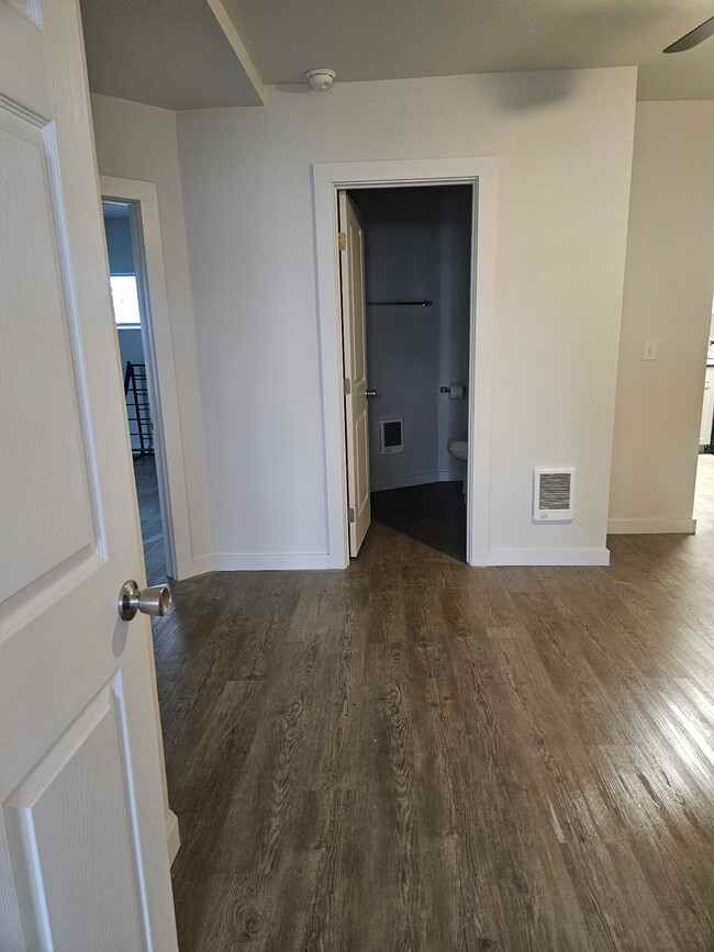 Photo - 291 Jefferson St