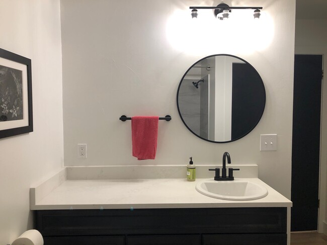 Photo - 12 E Garfield St