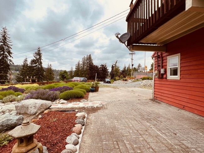 Photo - Schultz - Big Lake Unit 1