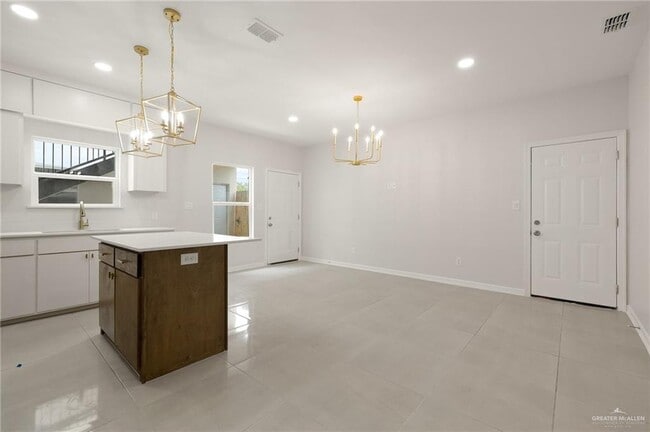 Photo - 11 Mezcal Unit 4