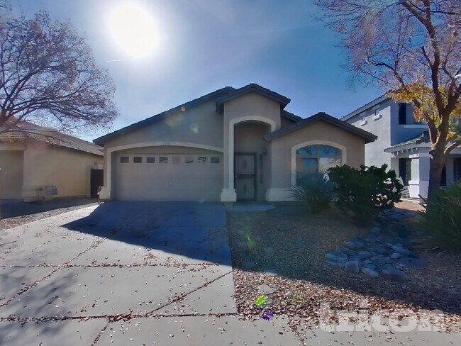 Building Photo - 1275 E Shari St