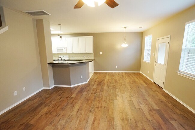 Photo - 126 E Stedhill Loop