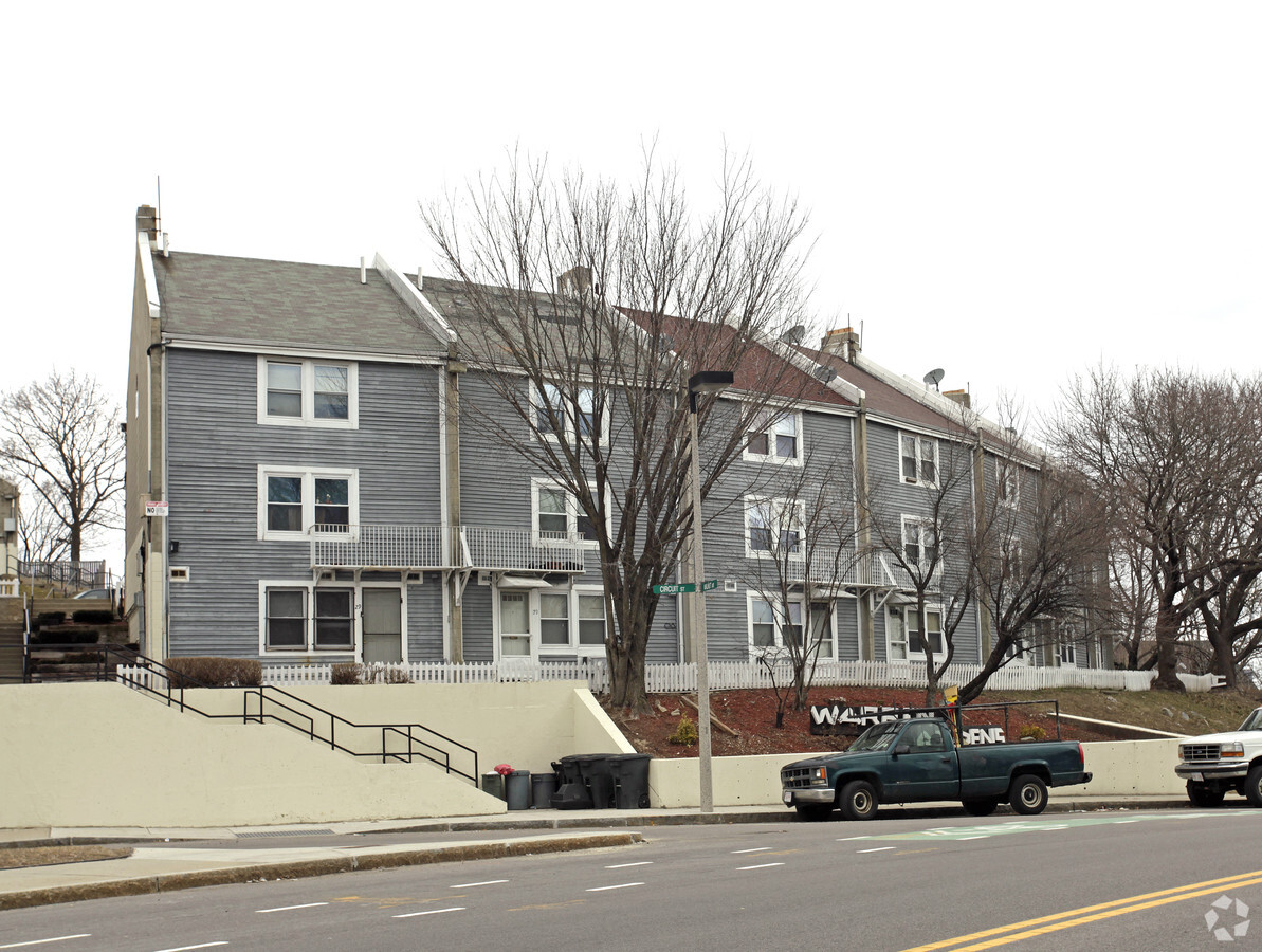 Warren Gardens Cooperative - Warren Gardens Cooperative Apartments