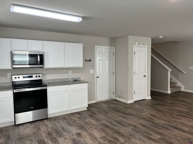 Photo - 107 Cold Creek Pkwy