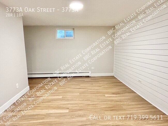 Photo - 3773A Oak Street-3773A Unit 3773A