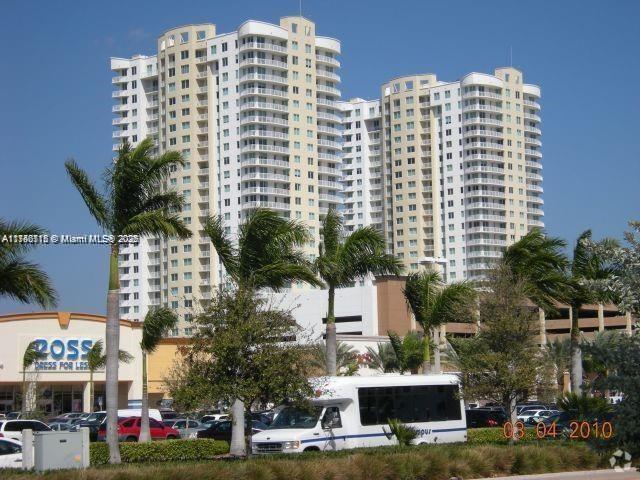 Building Photo - 1745 E Hallandale Beach Blvd Unit 1408W Rental