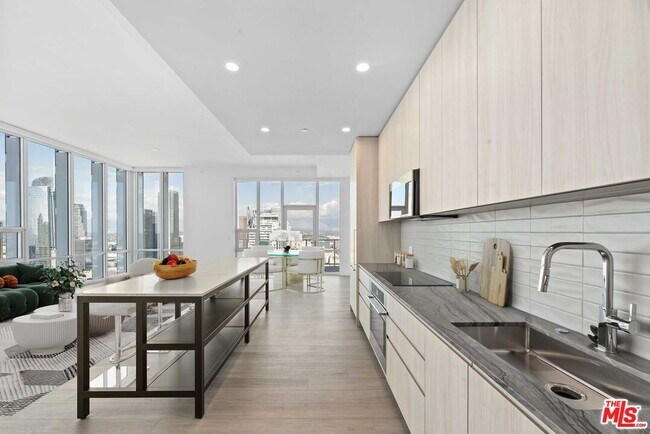 Photo - 230 W Olympic Blvd Unit 4702