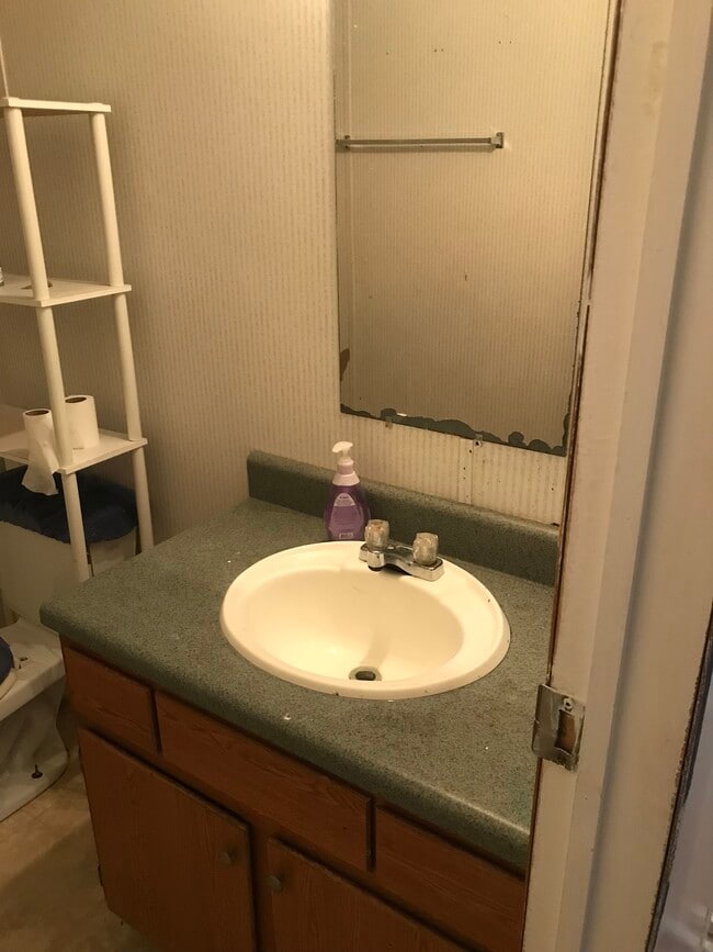 Photo - 500 Linen Ln