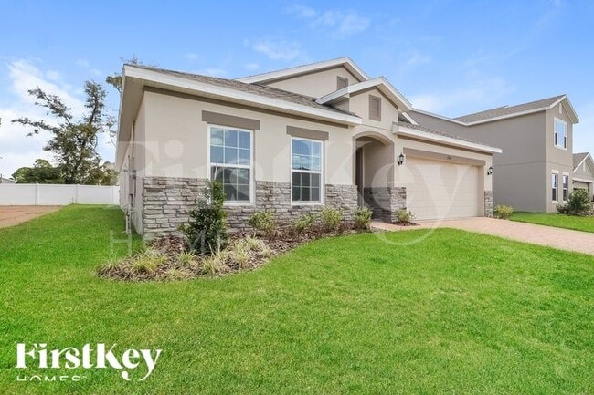 888 Avenal Ln