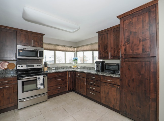 Photo - 1244 Malvern Ave