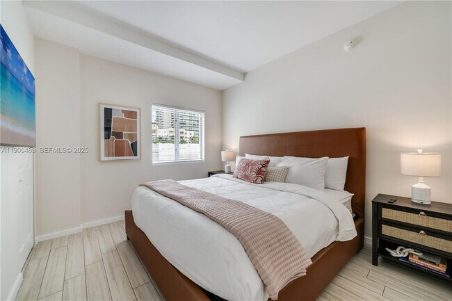 Photo - 481 NE 29th St Unit 601