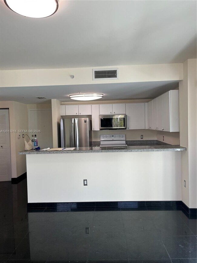 Photo - 2740 SW 28th Terrace Unit 308