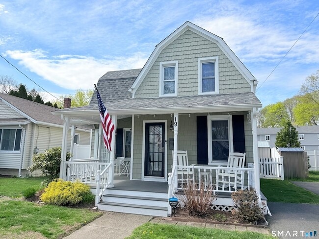 Photo - 19 Willow St