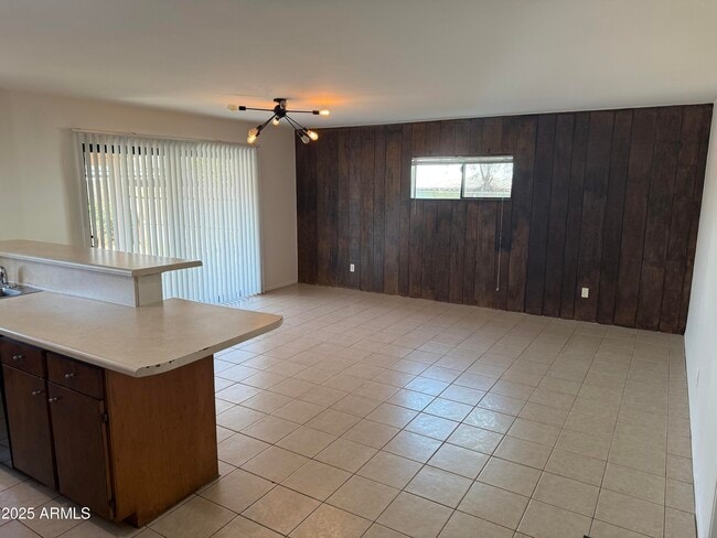 Photo - 944 E Concorda Dr