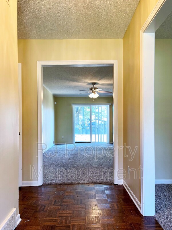 Photo - 3235 Foxgate Dr