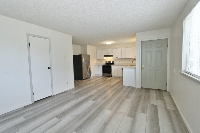 Photo - 1806 Sunset Ave