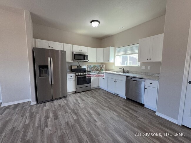 759 Endeavor Wy
