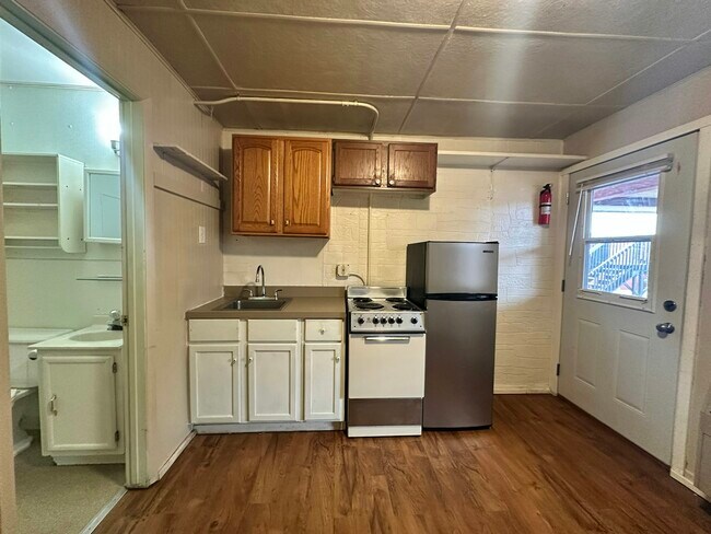 Photo - 525 E Omaha St Unit 12