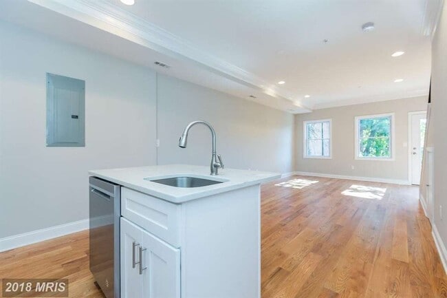 Photo - H Street Prime