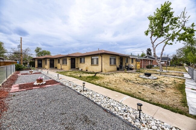 Photo - Cozy 2 bed/1 bath near Wash Park! Available NOW!