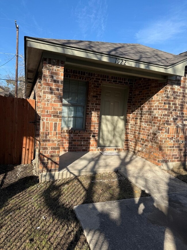 Photo - 1920 Galveston Ave