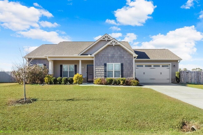 Photo - CHARMING ROSEWOOD HOME! 3 BR 2 BA w/ FENCED-IN BACKYARD