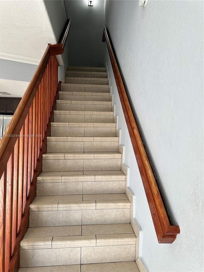 Photo - 1300 W 53rd St Unit 28