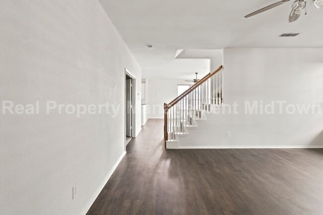 Photo - 12620 Summerwood Dr