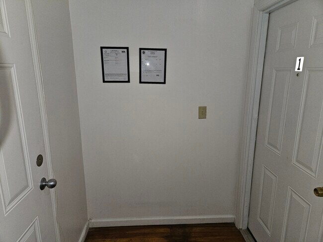Photo - 68 Llewellyn Ave