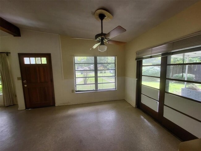 Photo - 1801 Pineview Cir