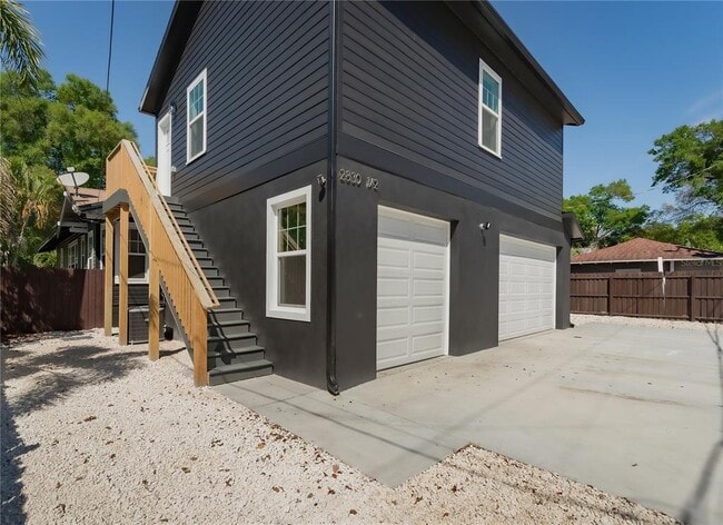 Building Photo - 2830 2nd Ave N Unit 2