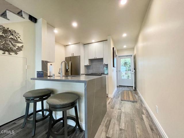 Photo - 343 E Surfside Dr