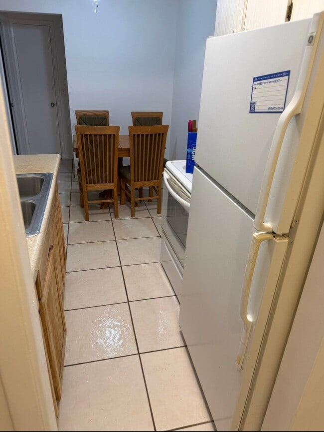 702 N L St Unit 15