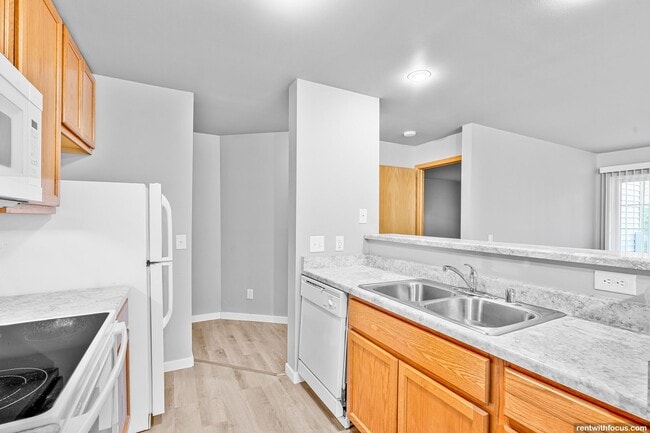 Photo - Ridgewood Trails