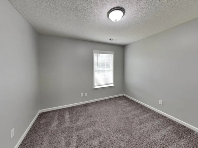 Photo - 3015 Donamire Ave NW