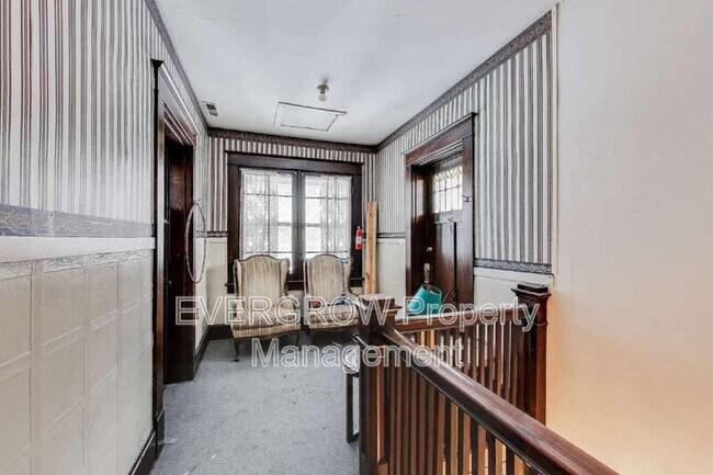 Photo - 945 Woodruff Place Middle Dr Unit #4