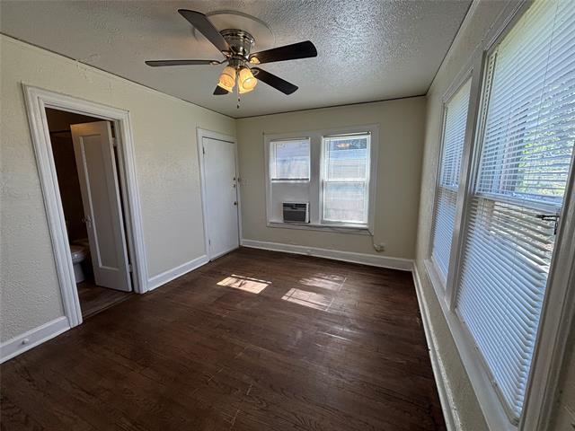 Photo - 3521 W 7th St