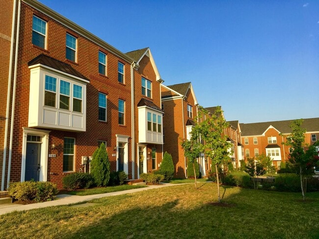 Charming 2Bed/2.5Bath in Greektown, MD! - Charming 2Bed/2.5Bath in Greektown, MD! House