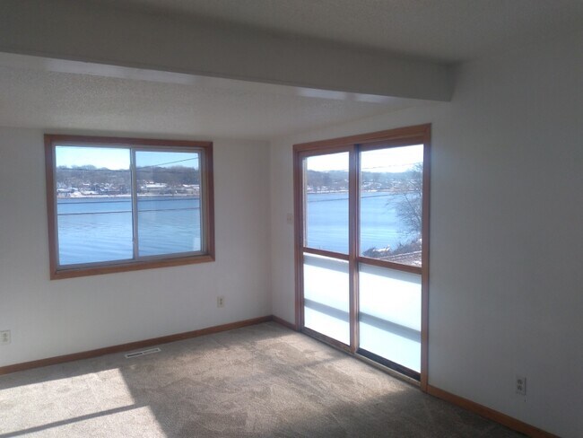 Photo - 813 N Cody Rd Unit 2