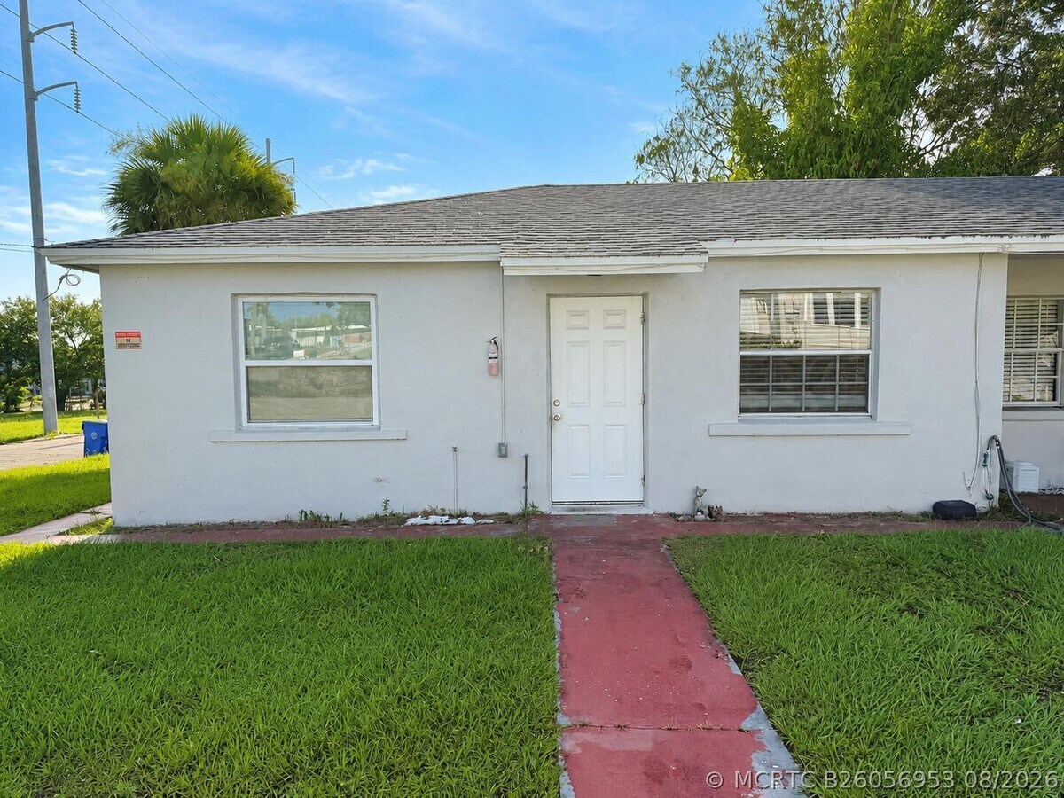 Photo - 518 N 6th St