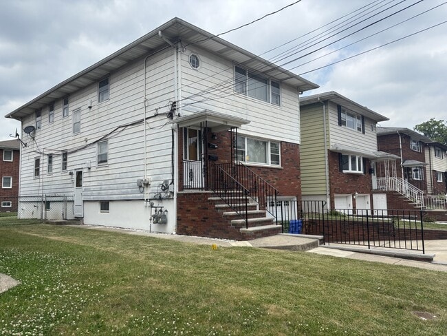 Apt on 2nd floor - 318 Kennedy Dr Unidad 2 Floor