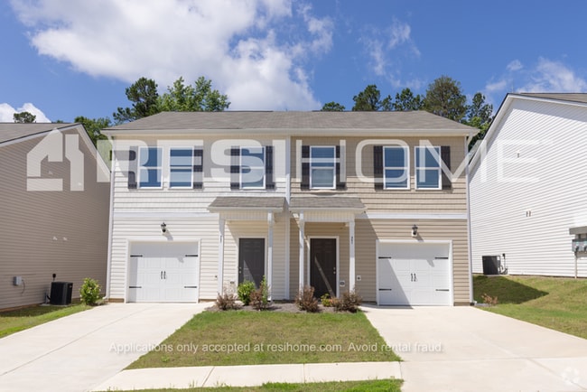 Building Photo - 435 Oakwood Dr NW Rental