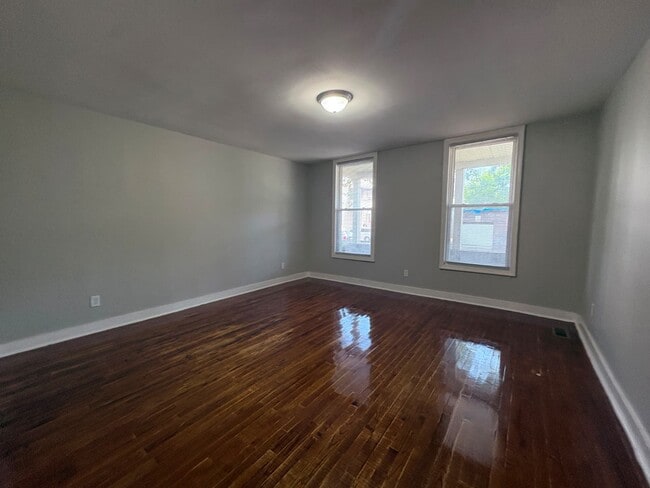 Building Photo - 90 Orchard St Unit 1