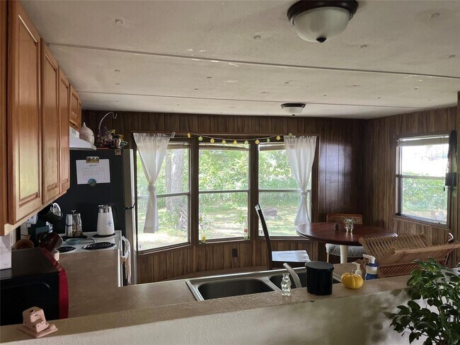 Photo - 2749 N Main St