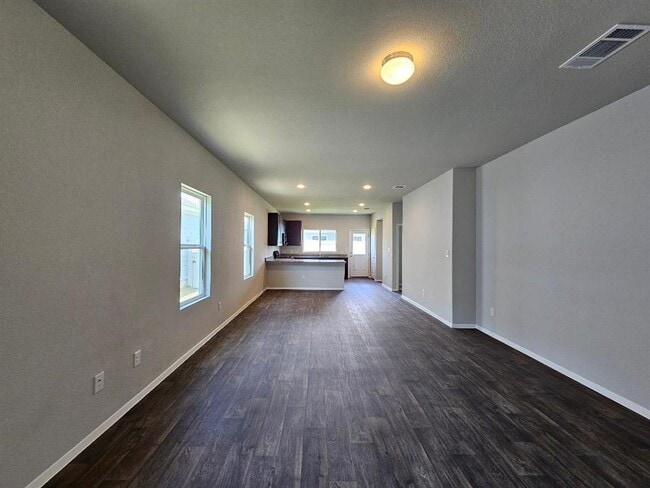 Photo - 110 Bluestem Dr